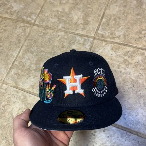 New Era Houston Astros 2017 World Series Champions Groovy Patch Blue UV 7 3/8 - Picture 2 of 10